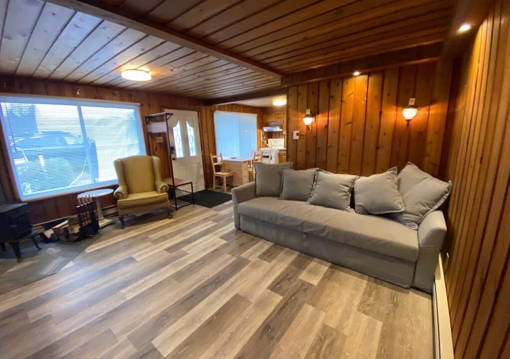 Photo of Livingroom in Val Morin