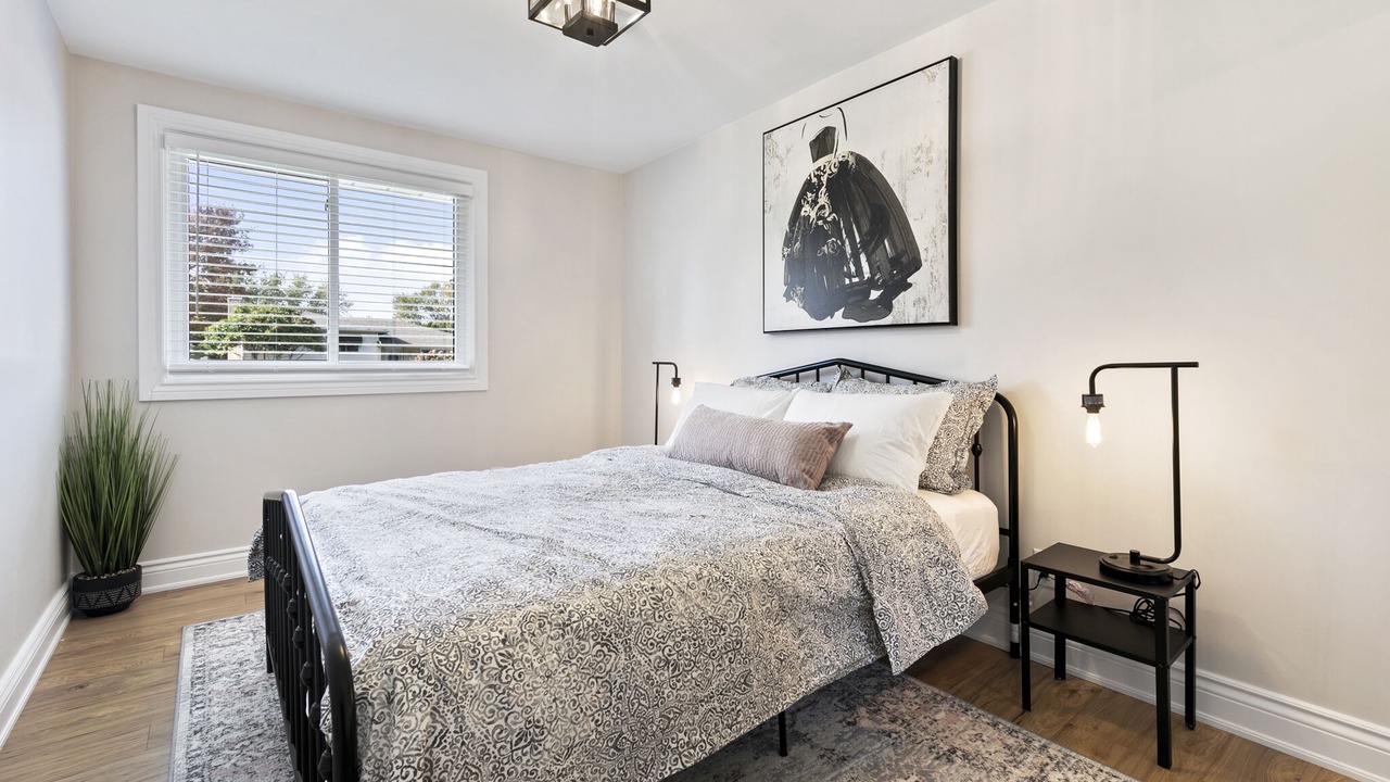 Photo of Bedroom in Amherstburg