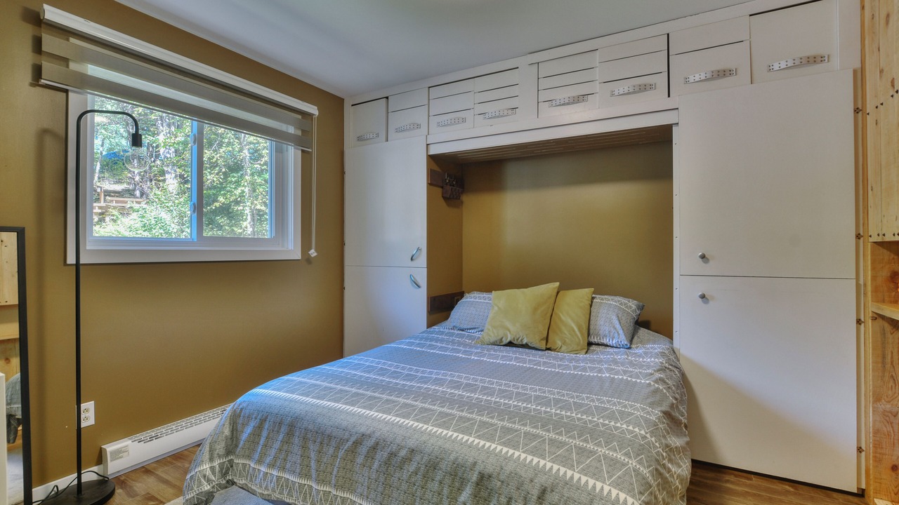 Photo of Bedroom in Chertsey
