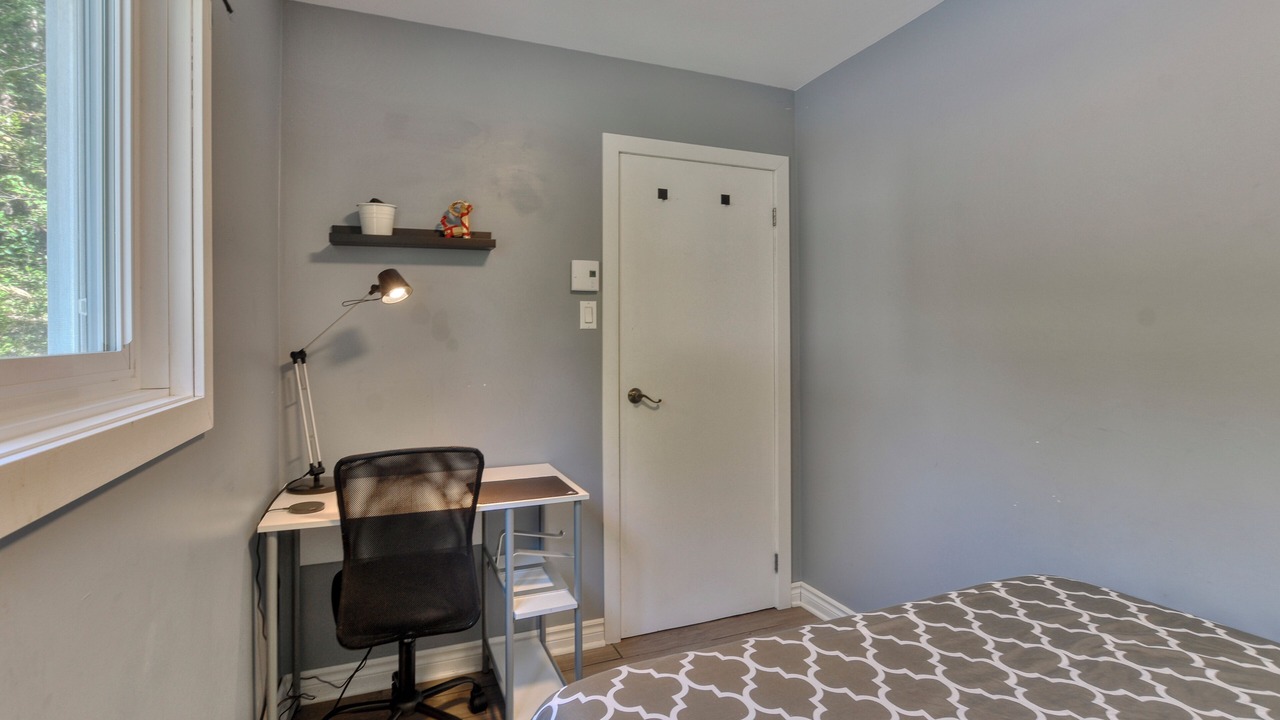 Photo of Bedroom in Chertsey