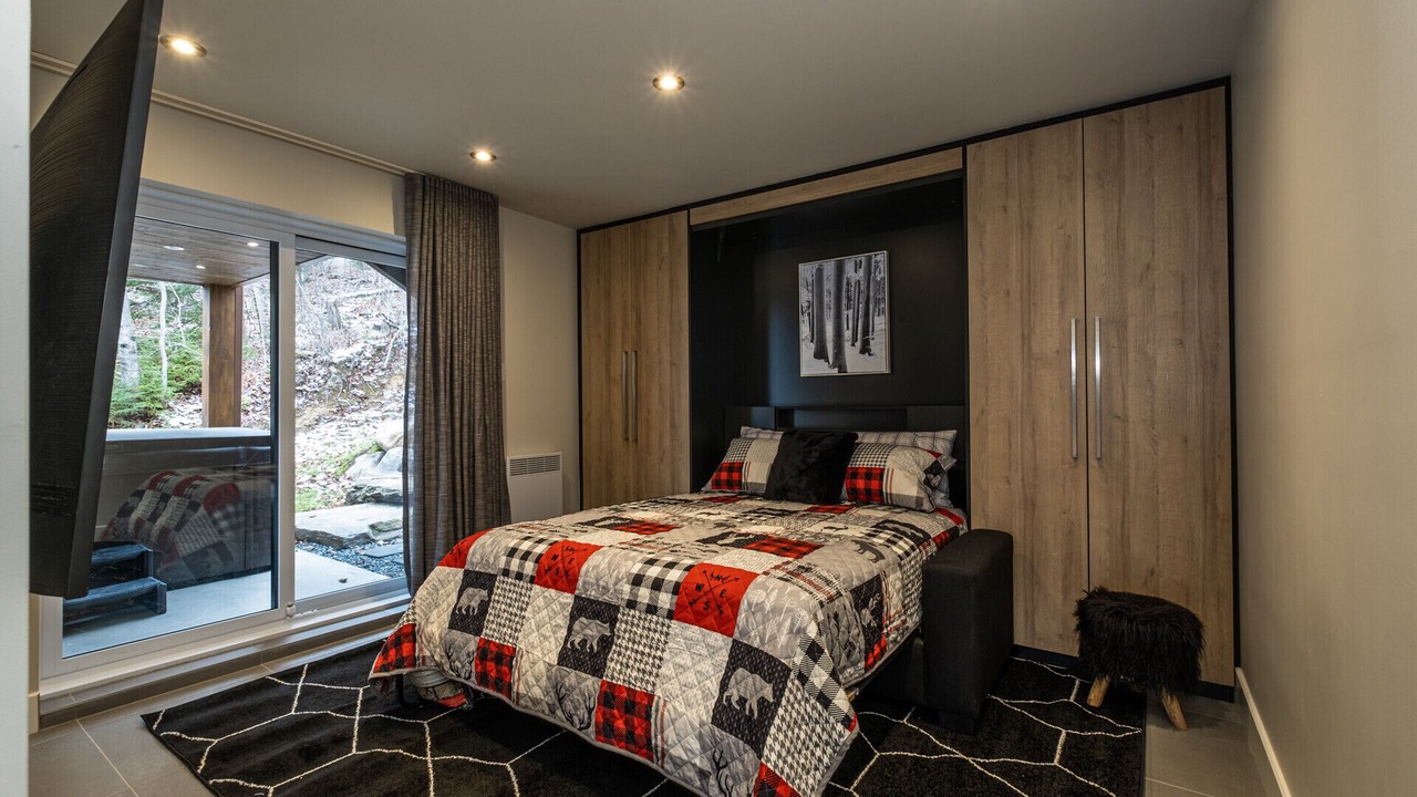 Photo of Bedroom in Mont-Tremblant