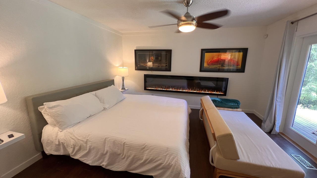 Photo of Bedroom in Cobble Hill