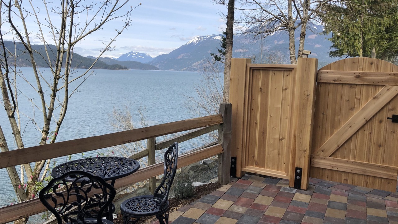 Photo of Patio Balcony in Harrison Hot Springs
