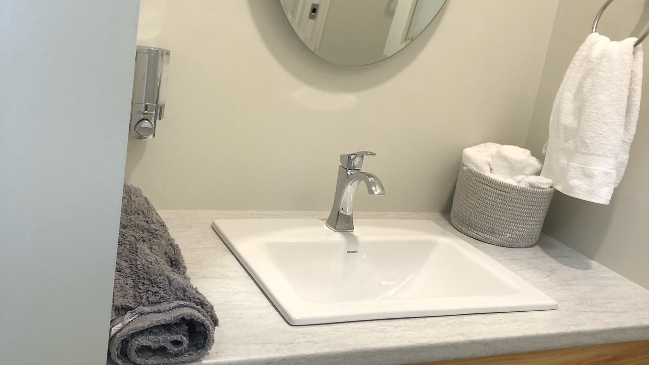 Photo of Bathroom in Harrison Hot Springs