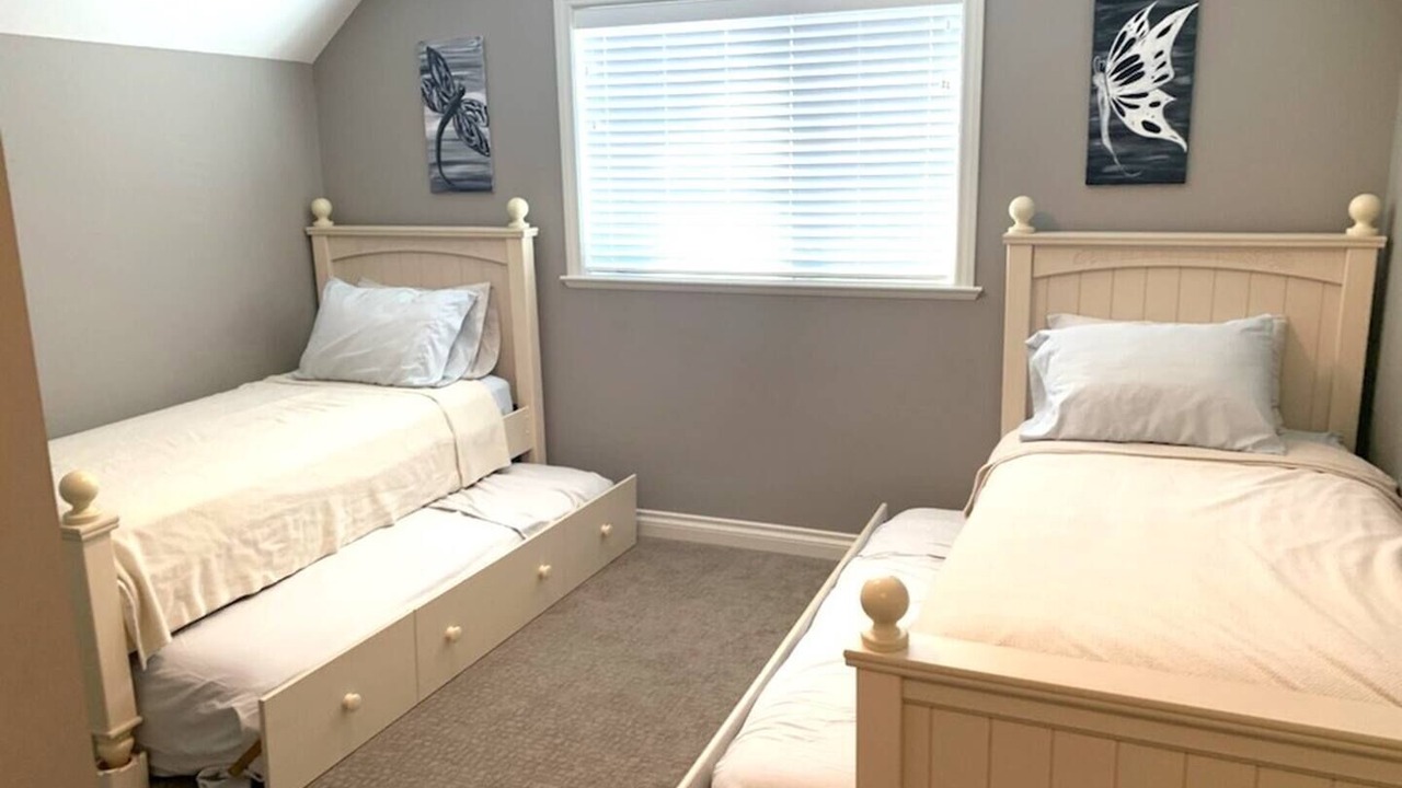 Photo of Bedroom in Okanagan-Similkameen