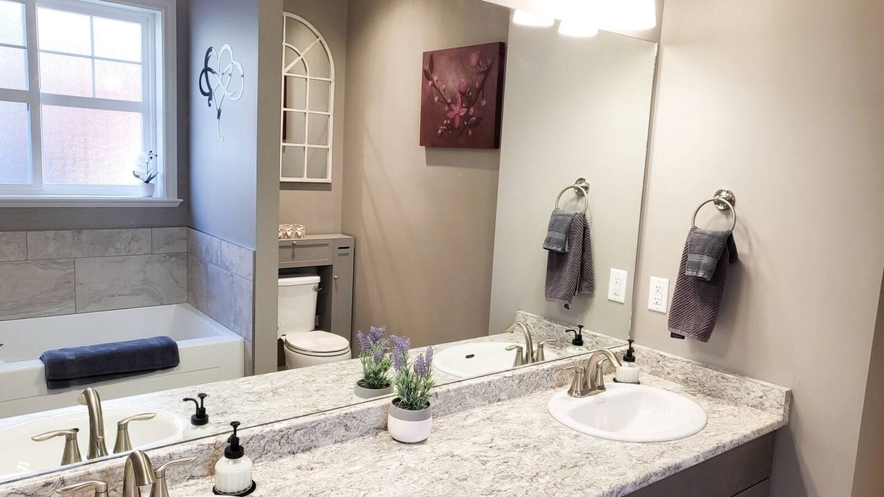 Photo of Bathroom in Okanagan-Similkameen