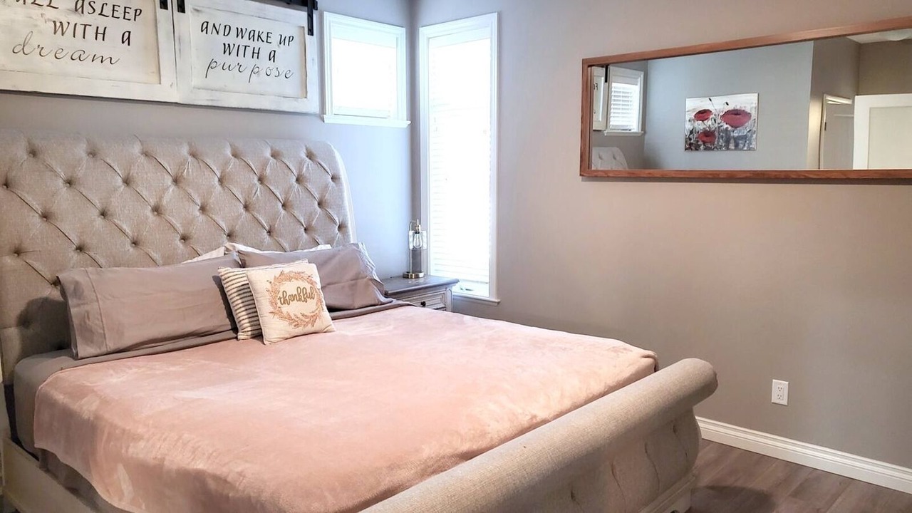Photo of Bedroom in Okanagan-Similkameen
