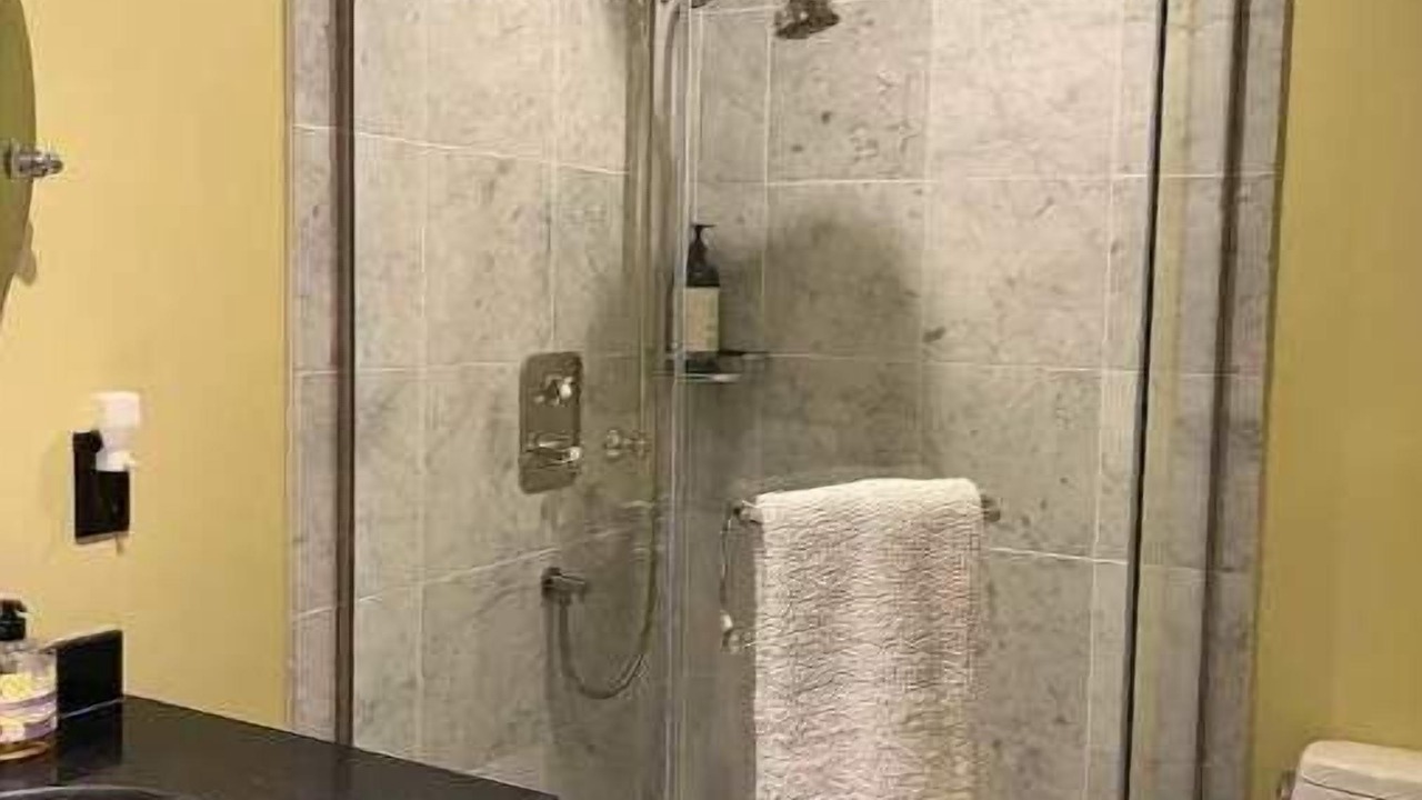 Photo of Bathroom in St. Andrews