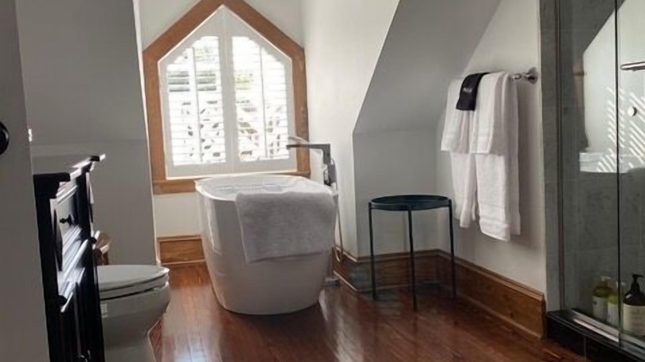 Photo of Bathroom in St. Andrews