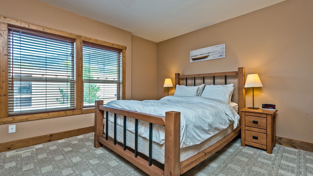 Photo of Bedroom in Okanagan-Similkameen