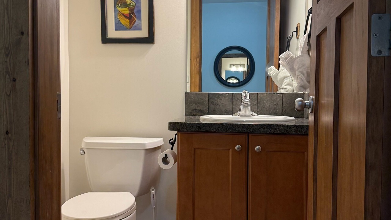 Photo of Bathroom in Okanagan-Similkameen