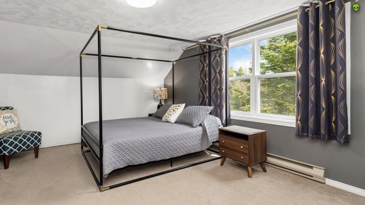 Photo of Bedroom in Harvey