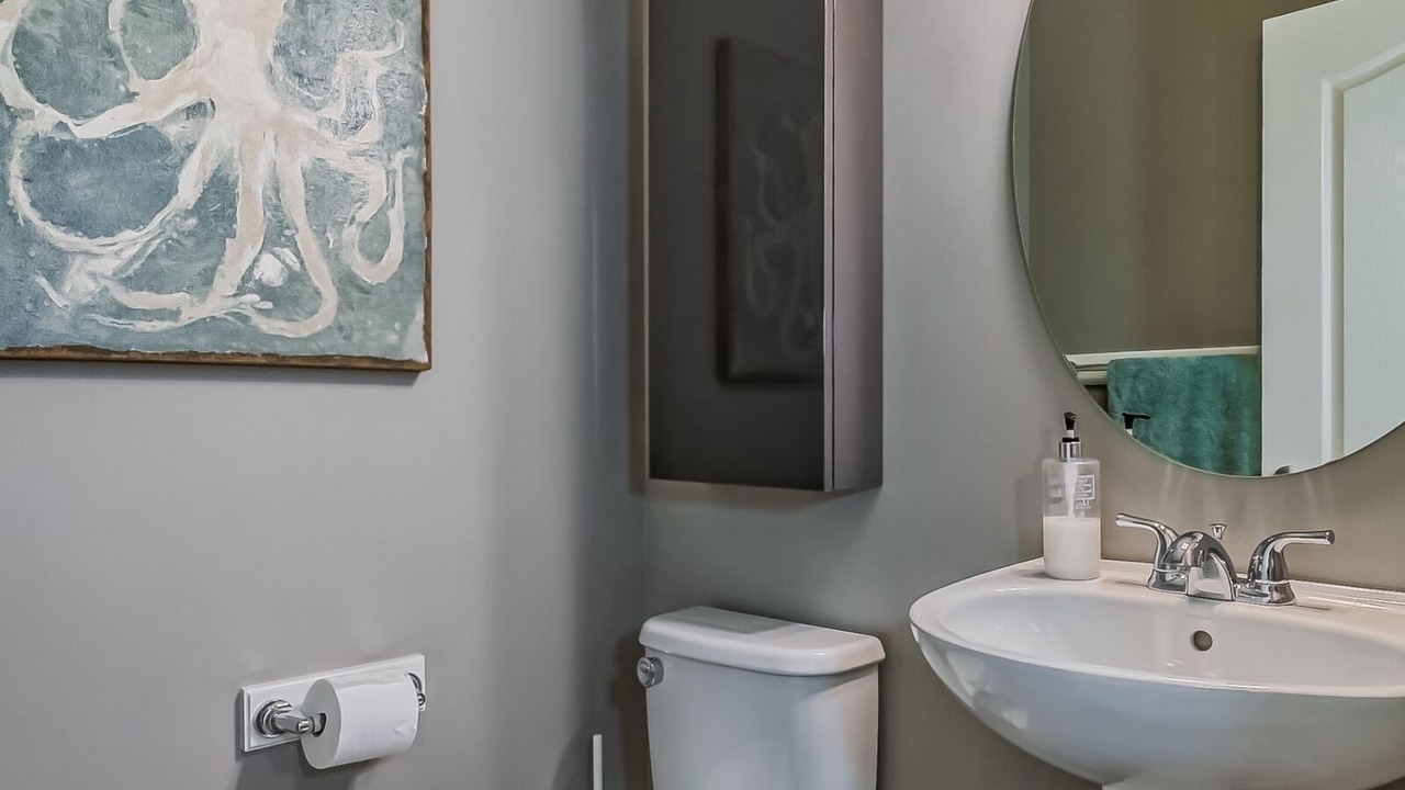 Photo of Bathroom in Auburn Bay