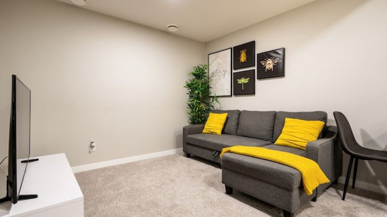 Photo of Livingroom in Sage Hill