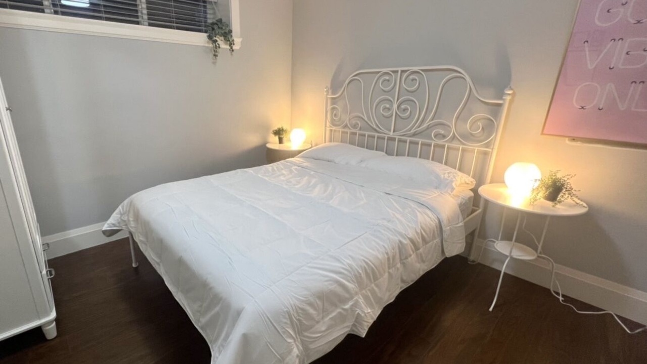Photo of Bedroom in Sunset