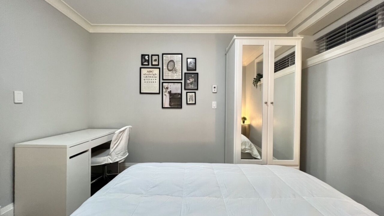 Photo of Bedroom in Sunset