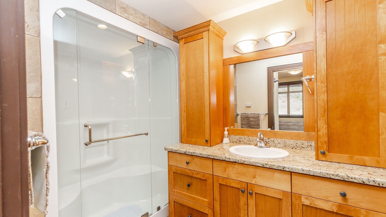 Photo of Bathroom in Big White Ski Resort