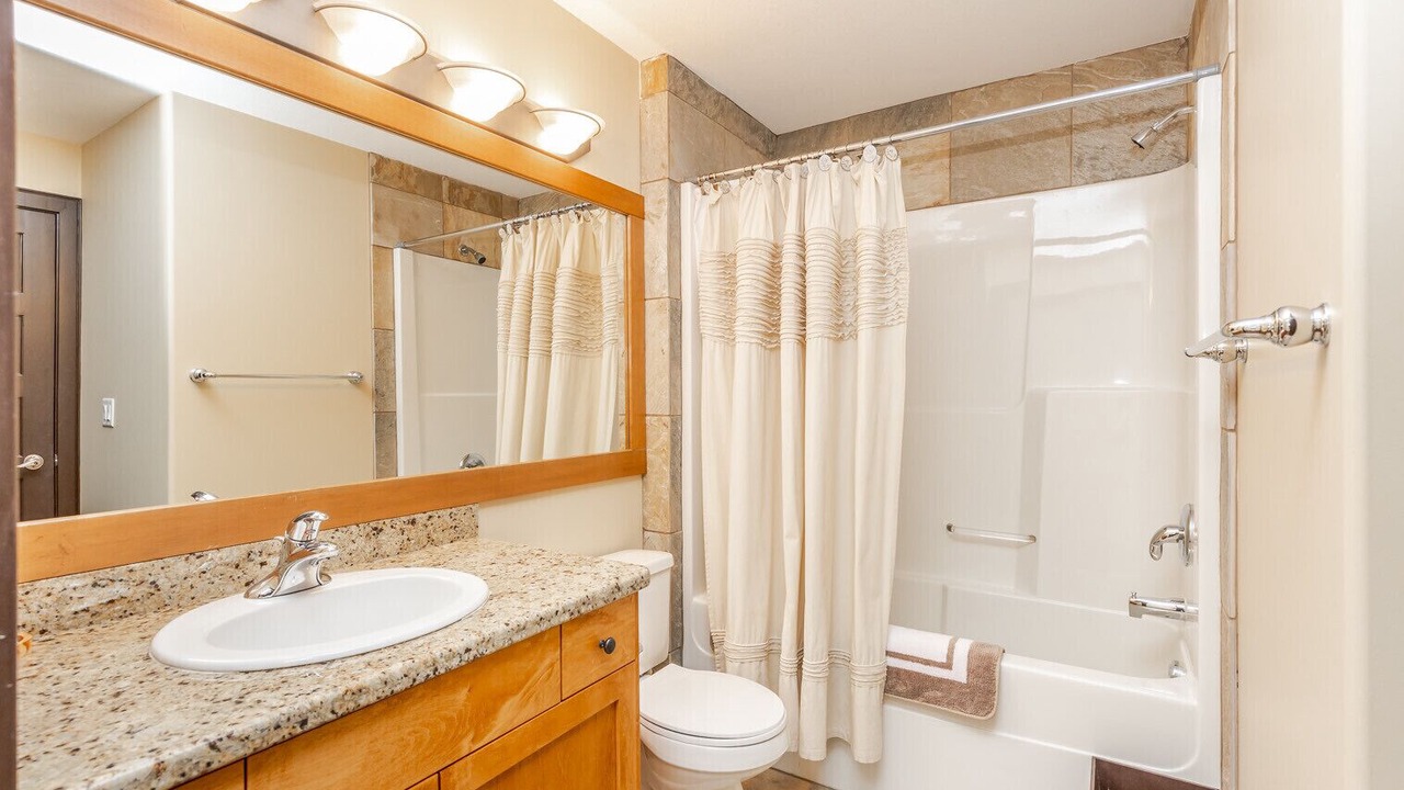 Photo of Bathroom in Big White Ski Resort