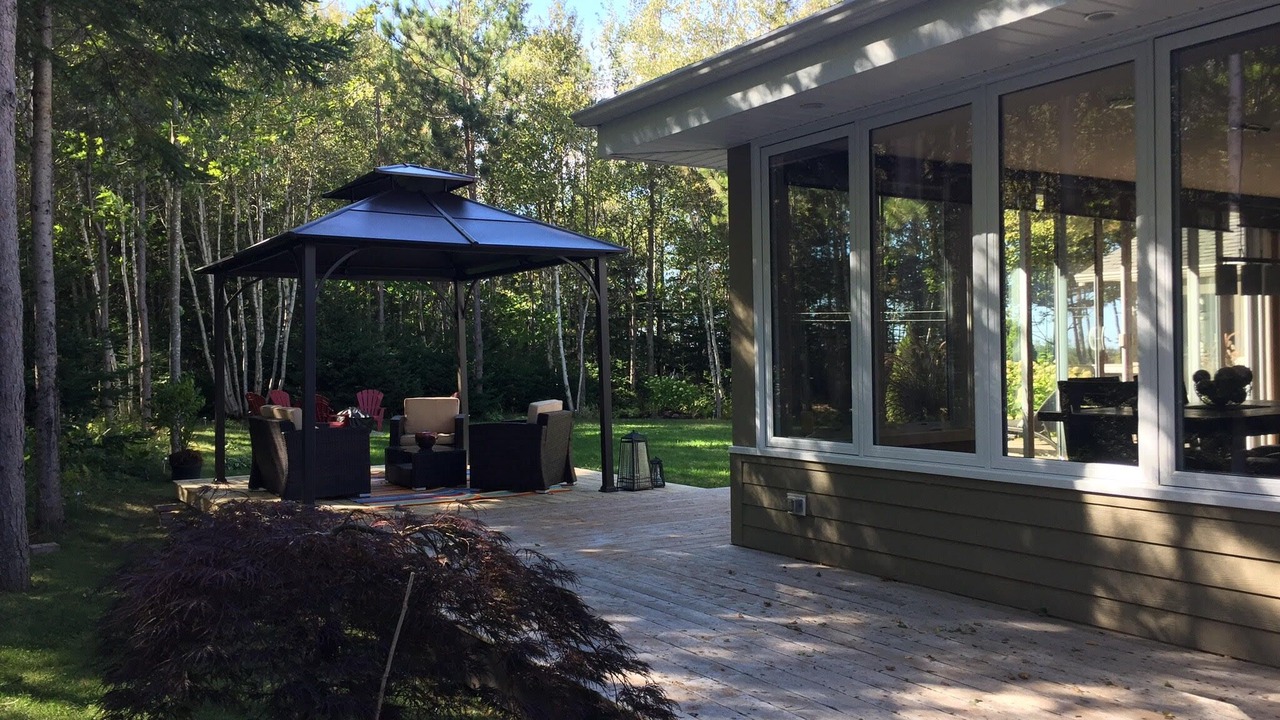 Photo of Patio Balcony in Brackley Beach
