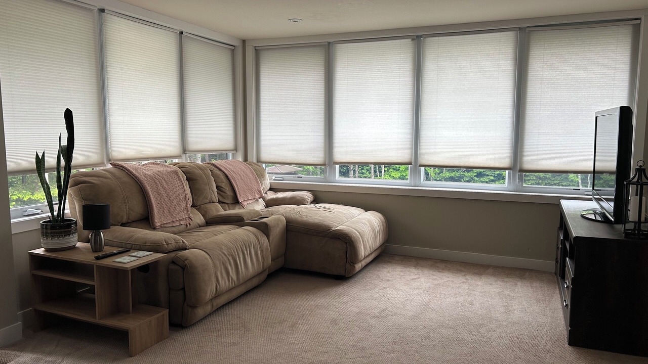 Photo of Livingroom in Brackley Beach