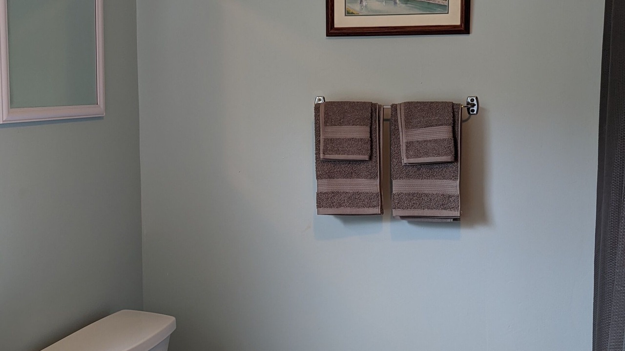 Photo of Bathroom in Corran Ban