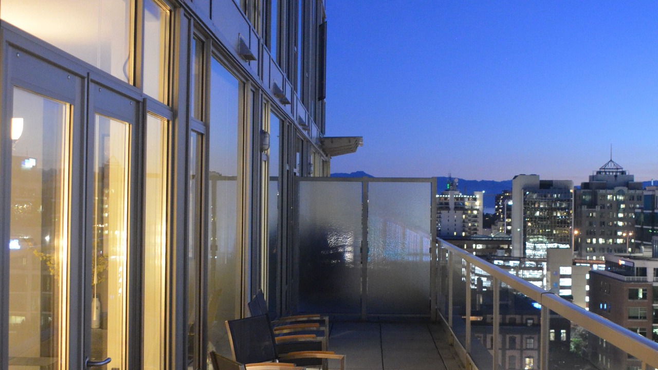 Photo of Patio Balcony in Downtown Victoria