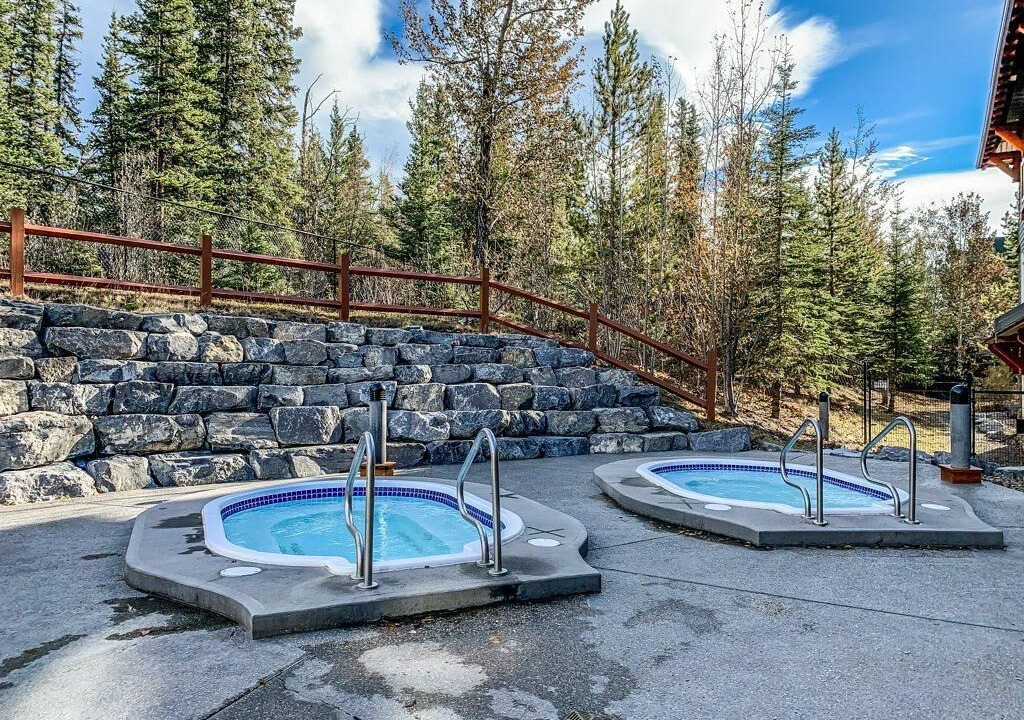 Photo of Outdoor in Cougar Creek