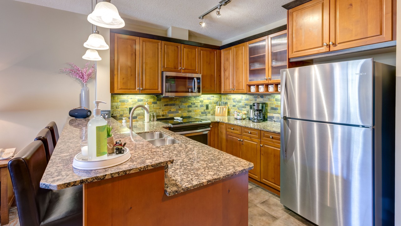 Photo of Kitchen in Cougar Creek