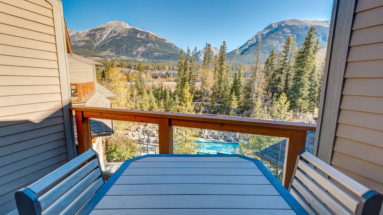Photo of Outdoor in Cougar Creek