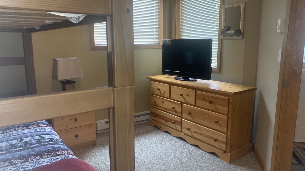 Photo of Bedroom in Snow Pine Estates