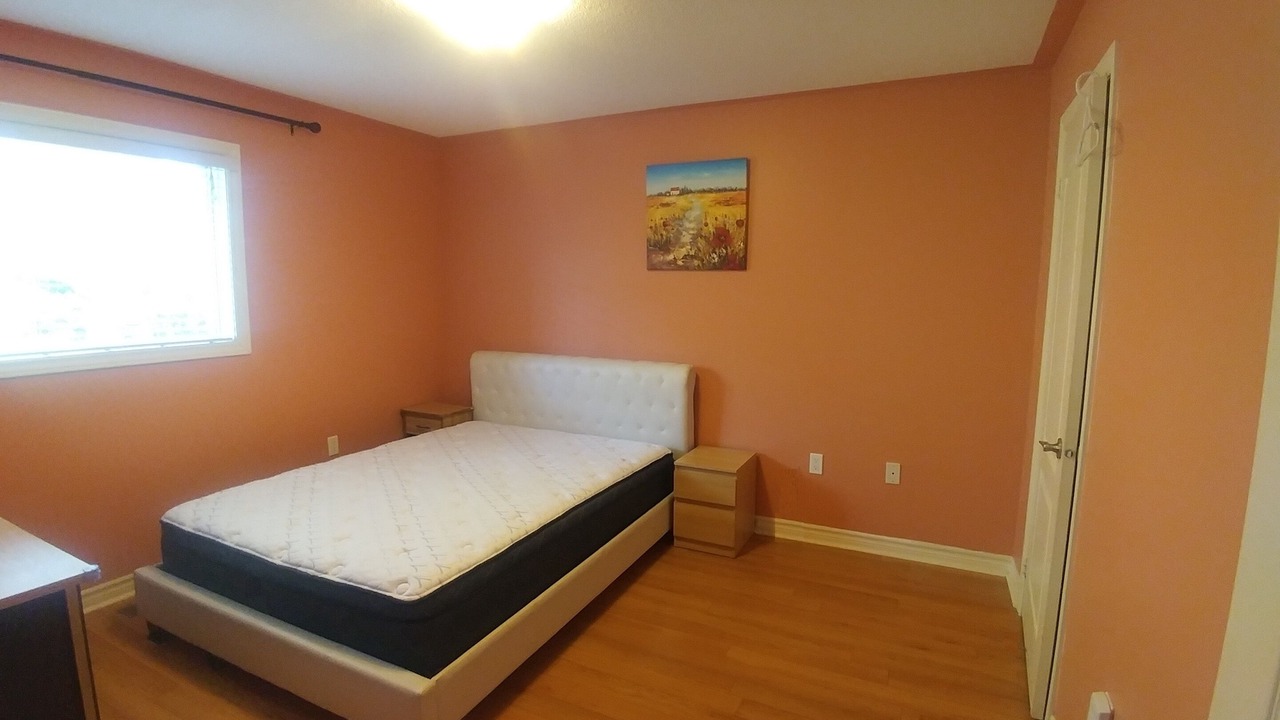 Photo of Bedroom in Richmond Hill