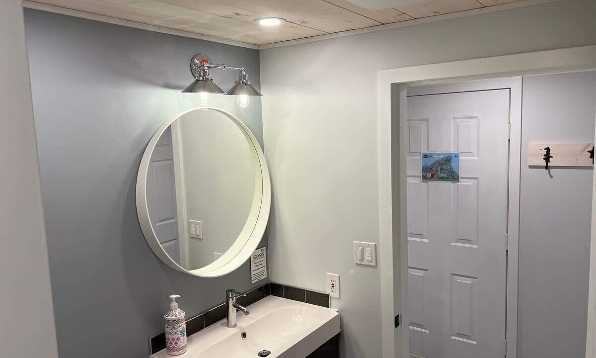 Photo of Bathroom in Regional District of Nanaimo