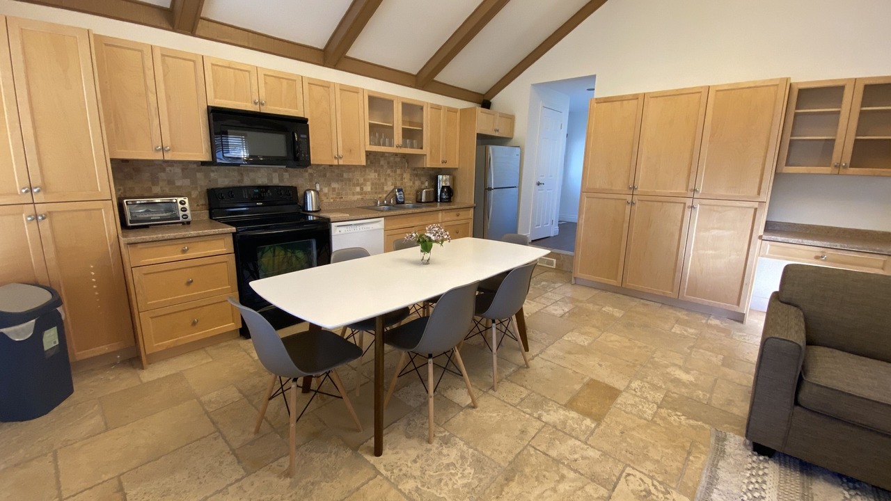 Photo of Kitchen in Wasaga Beach