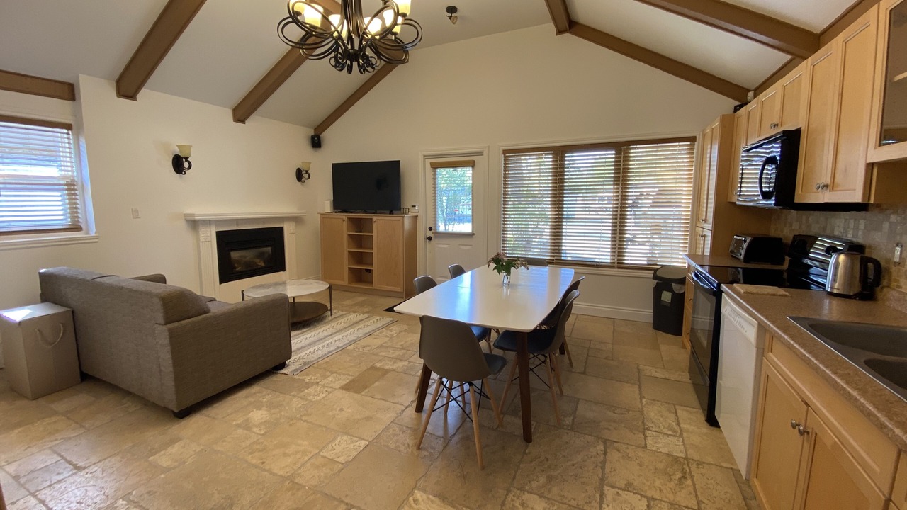 Photo of Kitchen in Wasaga Beach