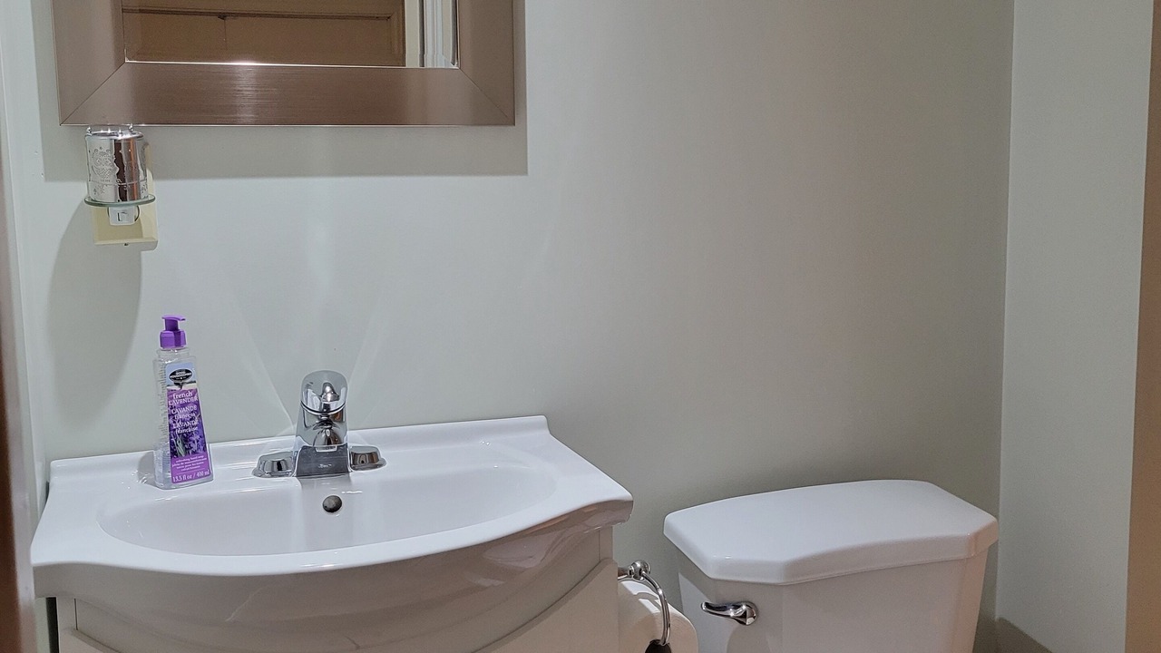 Photo of Bathroom in Kincardine