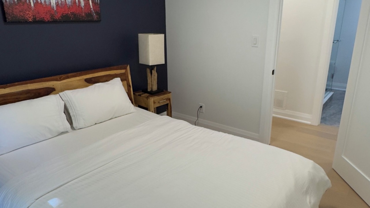 Photo of Bedroom in Muskoka Lakes