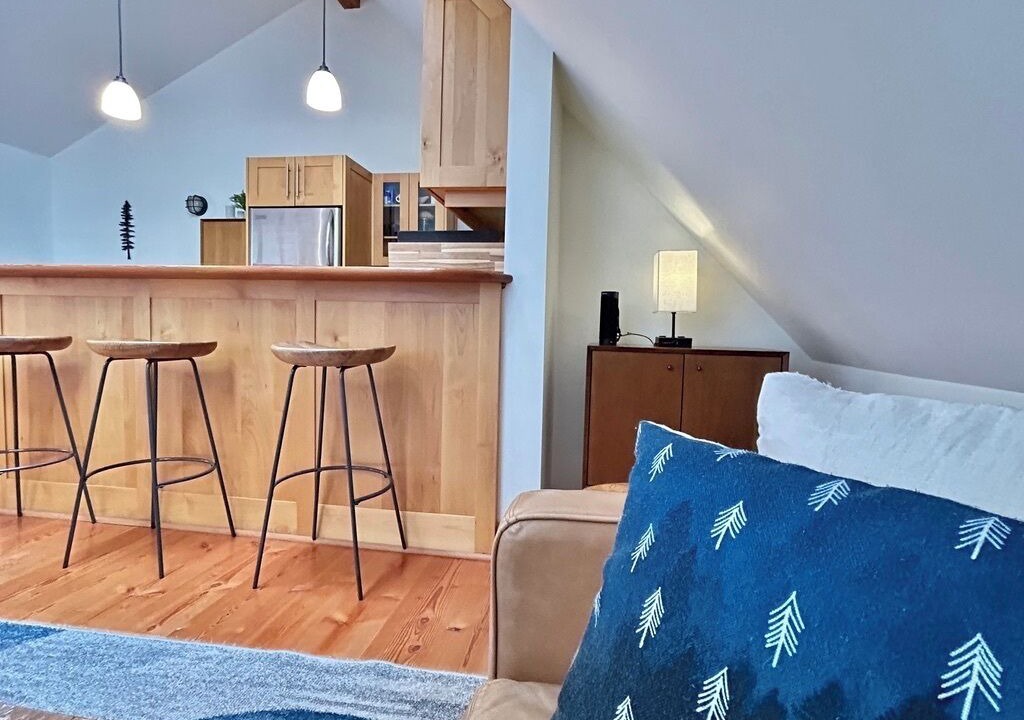 Photo of Livingroom in Tofino