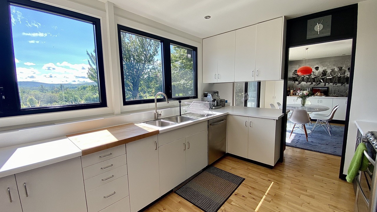 Photo of Kitchen in Brome-Missisquoi Regional County Municipality