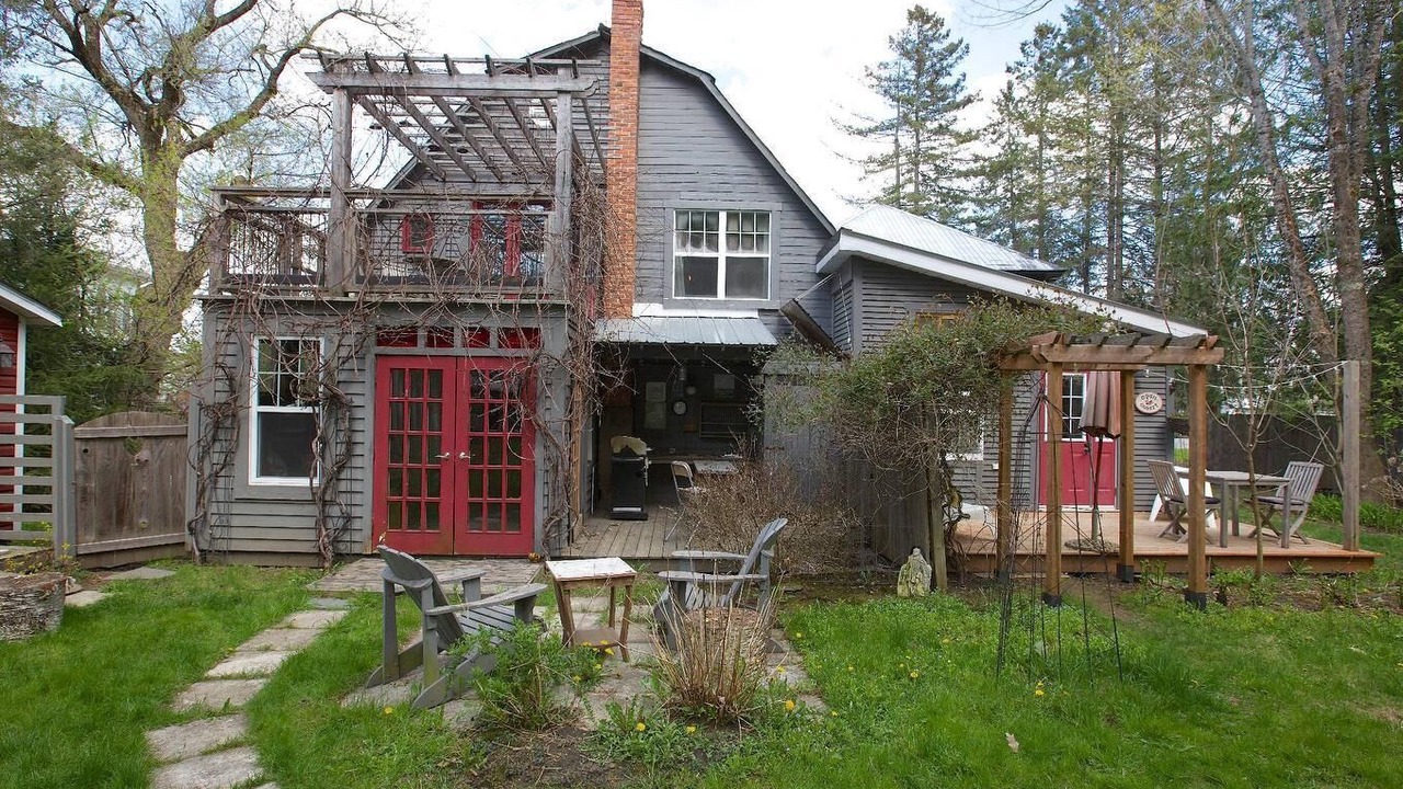 Photo of Outdoor in Ayers Cliff