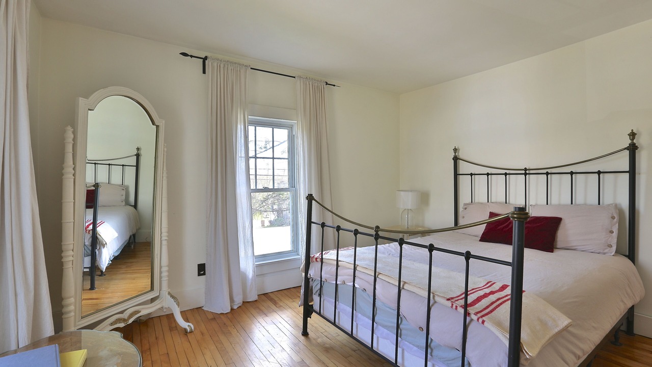 Photo of Bedroom in Ayers Cliff