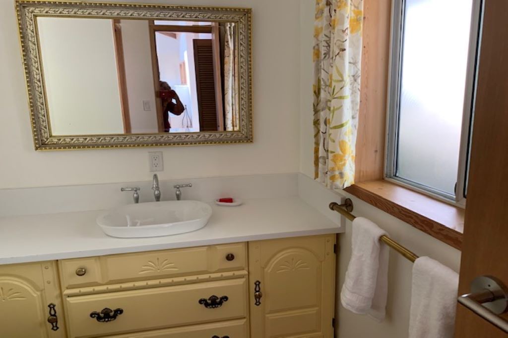 Photo of Bathroom in Delta