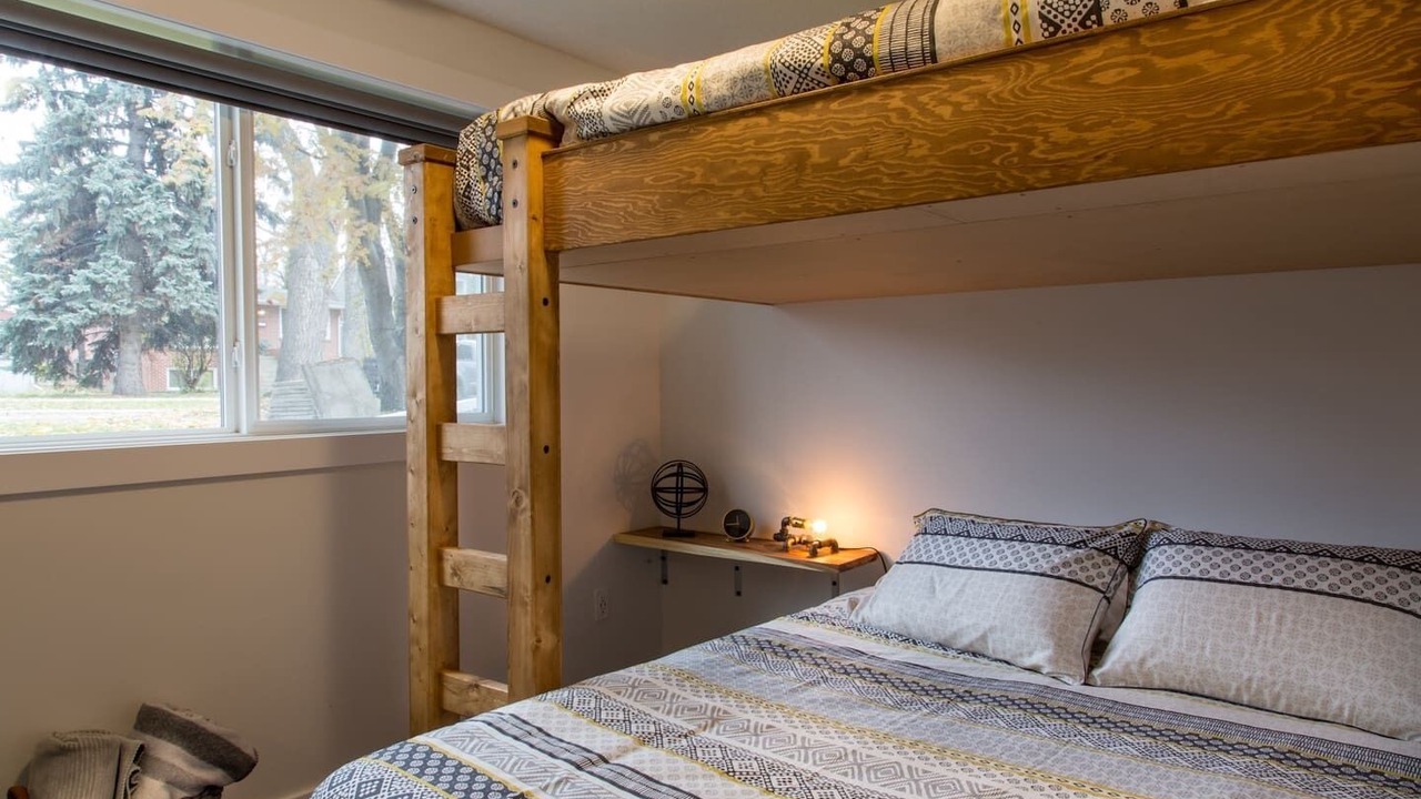 Photo of Bedroom in Whyte ave