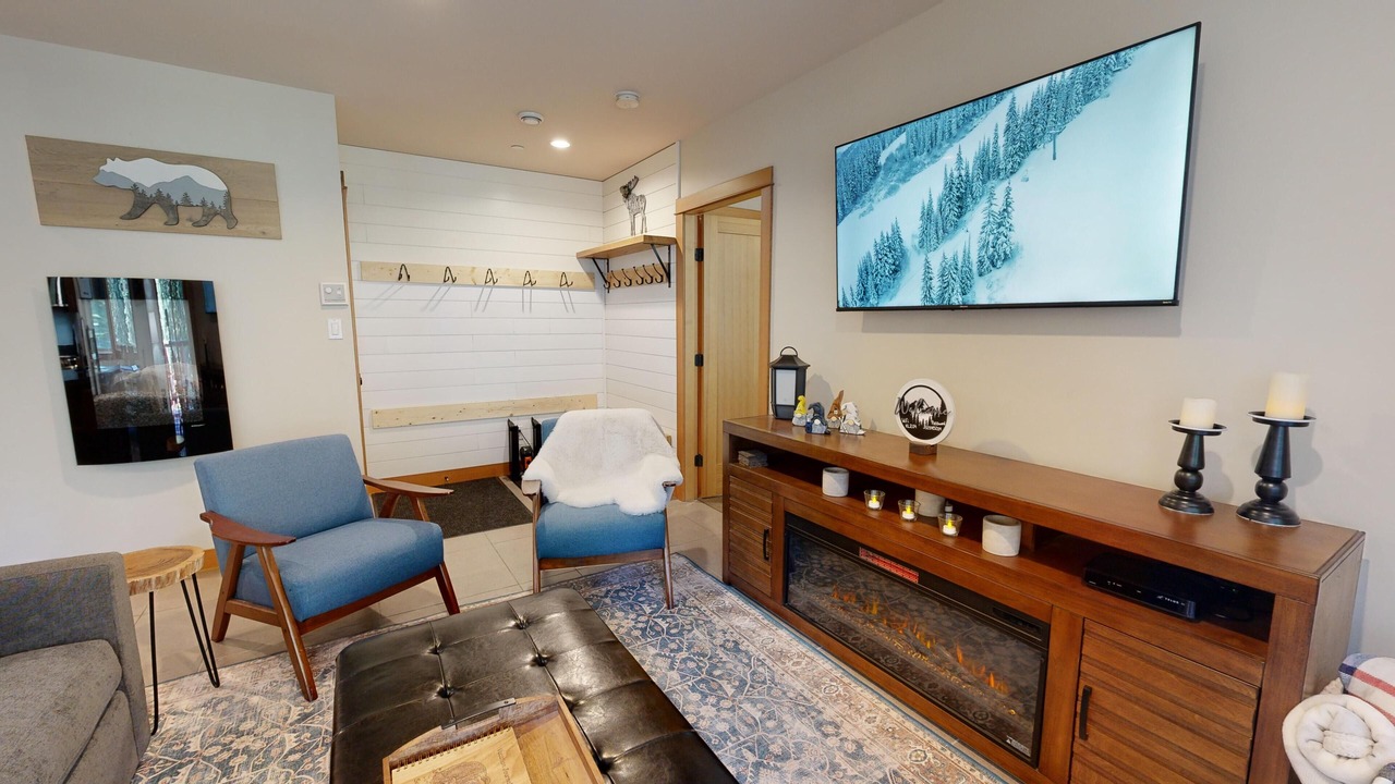 Photo of Livingroom in Sun Peaks