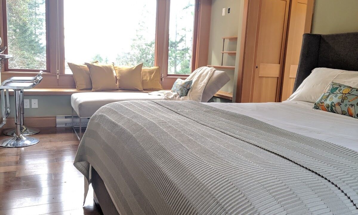 Photo of Bedroom in Pender Island