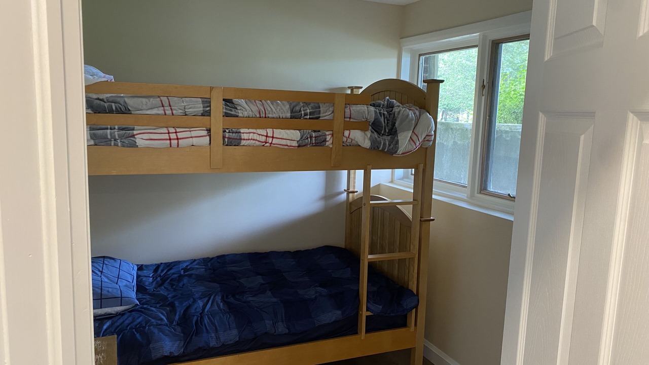 Photo of Bedroom in Mapleton