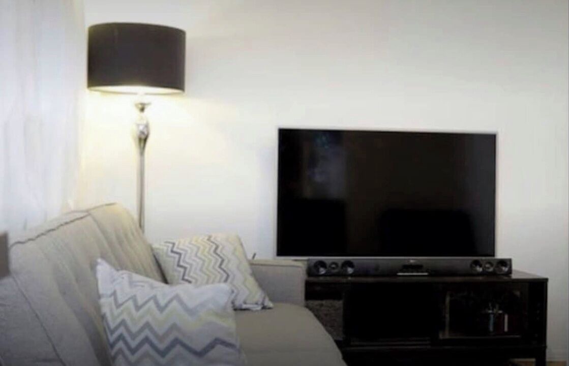 Photo of Livingroom in Leslieville