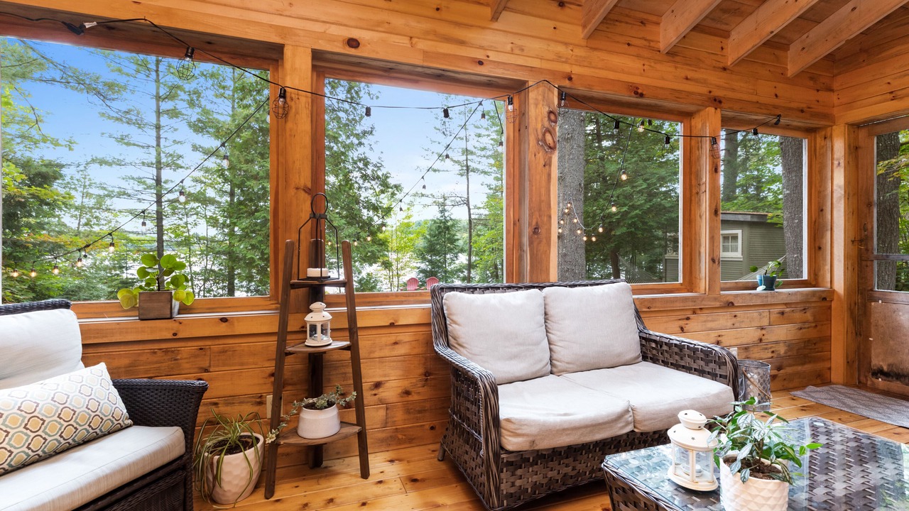 Photo of Livingroom in Baysville