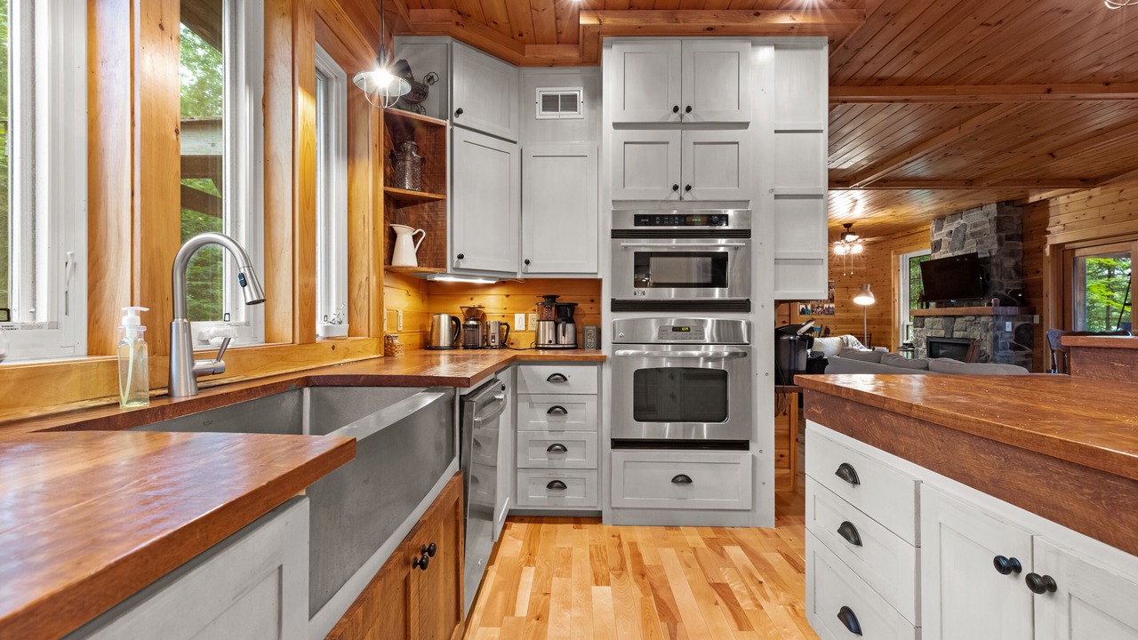 Photo of Kitchen in Baysville