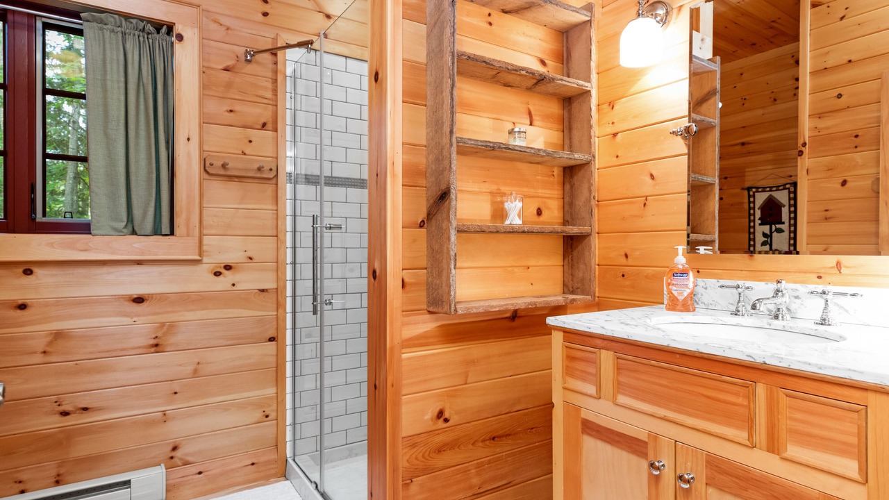 Photo of Bathroom in Baysville