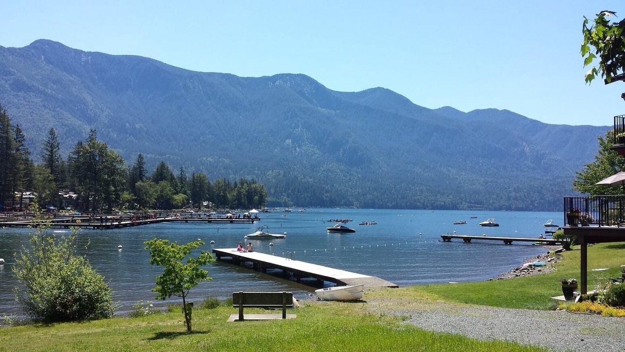 Photo of Others in Cultus Lake